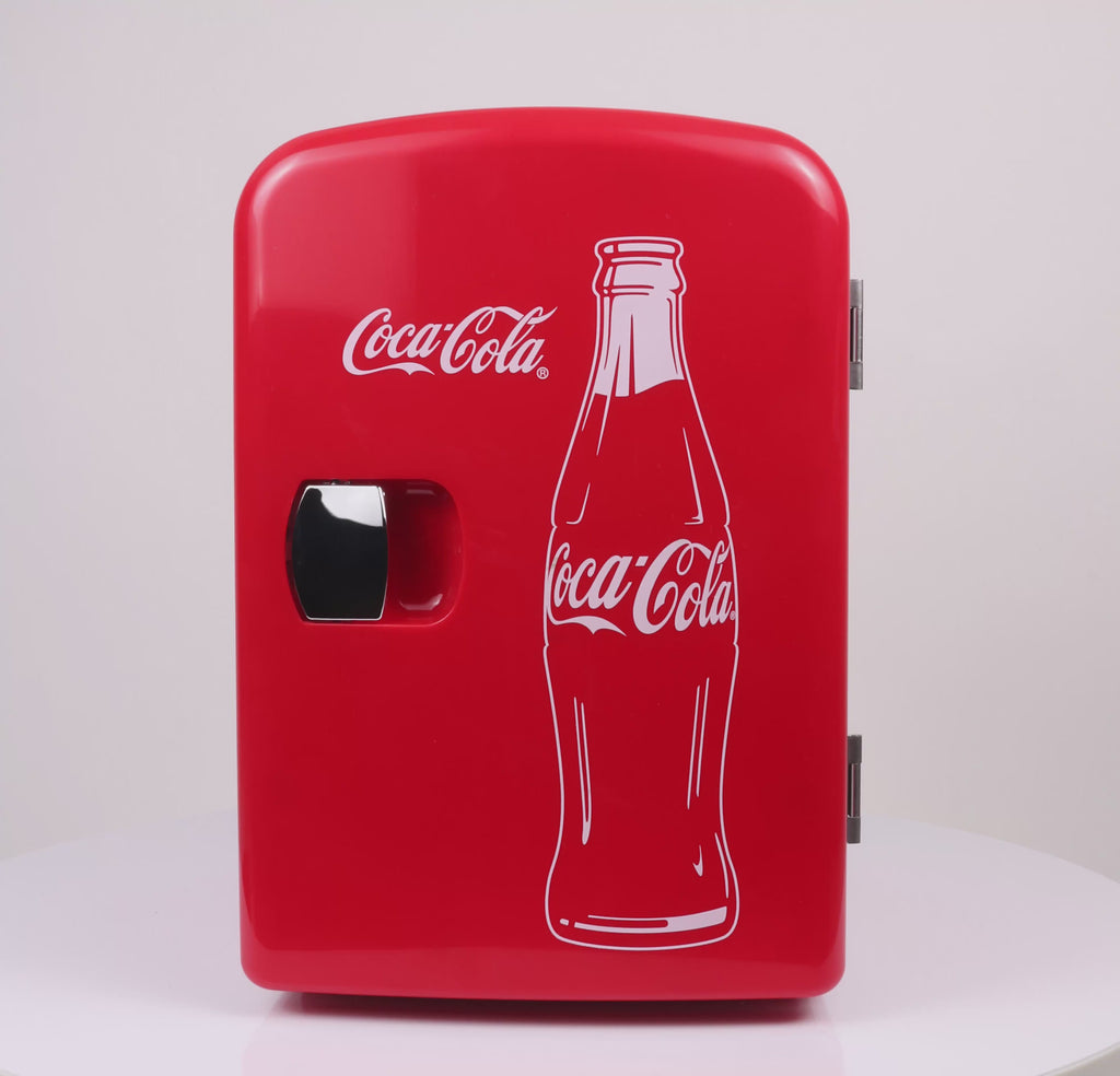 grave fugtighed artilleri Coca Cola Classic Coke Bottle Mini Fridge | Red | 4L