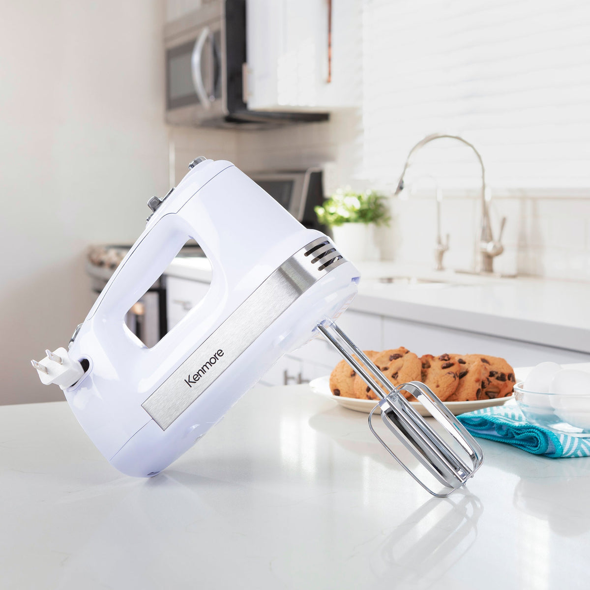 Kenmore Hand Mixer Beater Blender 5Speed White
